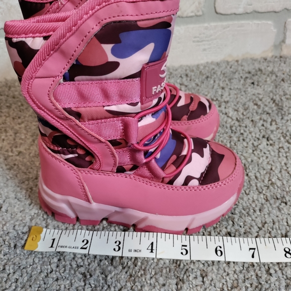 Fashion Girls Infant Pink Camo Winter Boots Size 2 - Picture 9 of 10